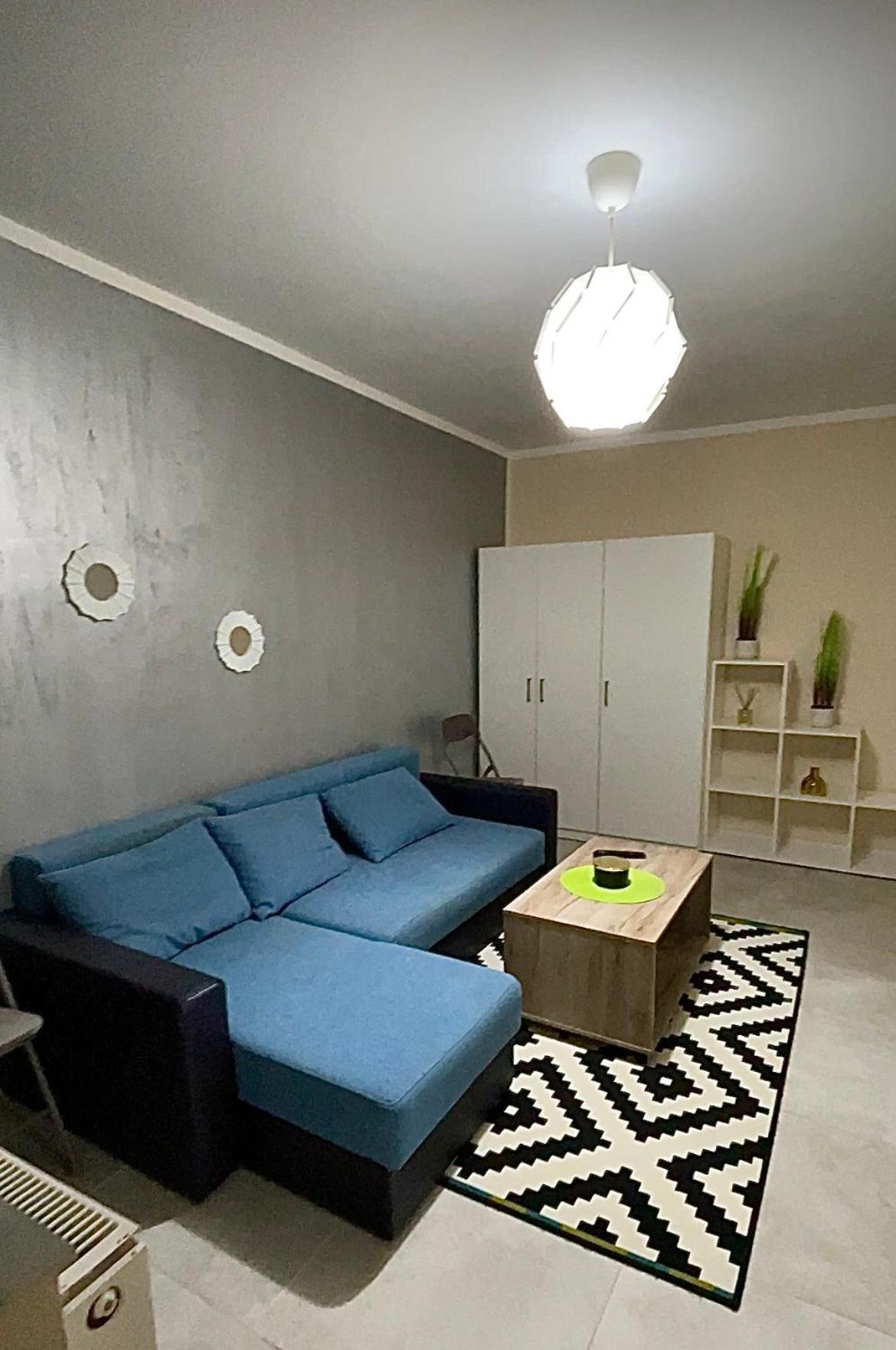S&s New Parcare La Locatie !!! *
